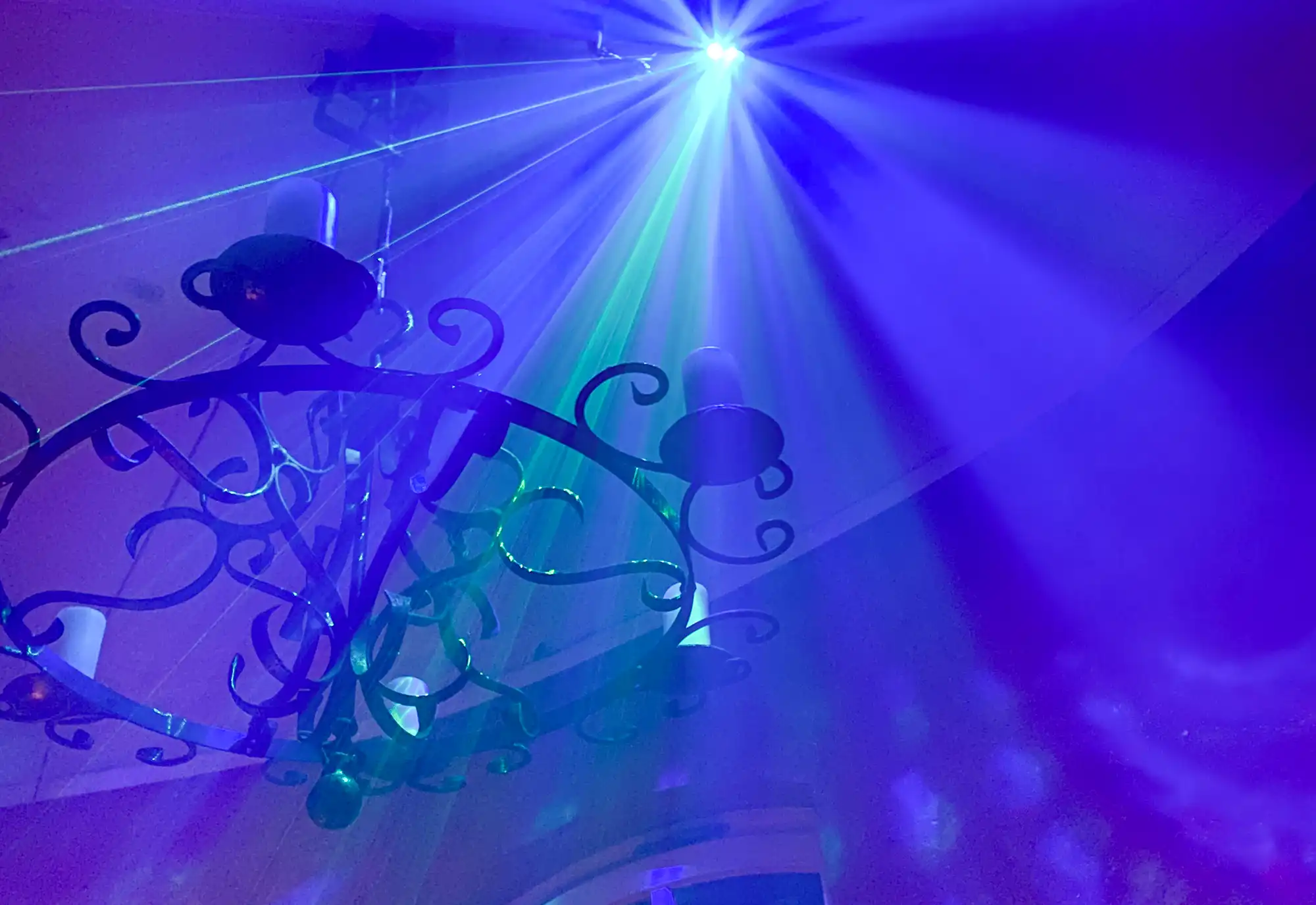 Kronleuchter im Wasserturm — besondere Eventlocation Hamburg